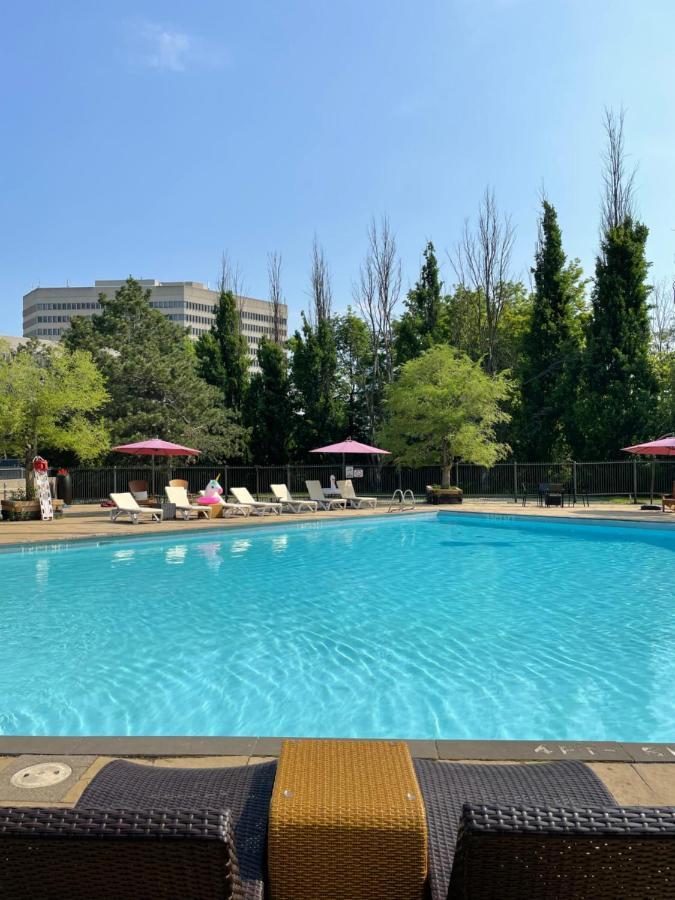 แพนแปซิฟิค โทรอนโต Hotel โตรอนโต ภายนอก รูปภาพ