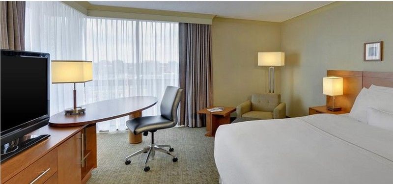 แพนแปซิฟิค โทรอนโต Hotel โตรอนโต ภายนอก รูปภาพ